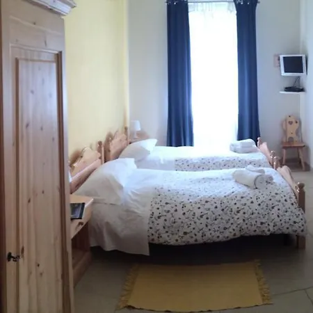 Il Rio Di Vorno Värdshus 3*
